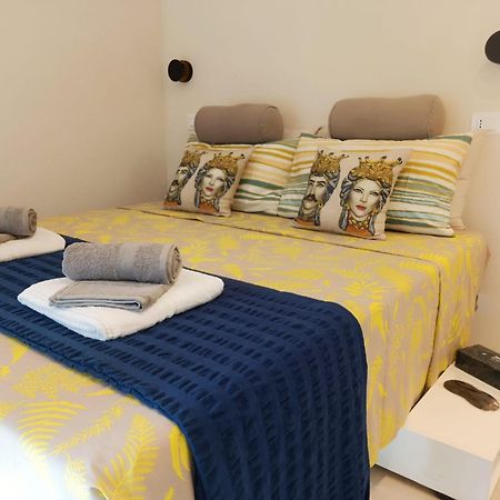 Acciana Rooms Модика Екстериор снимка