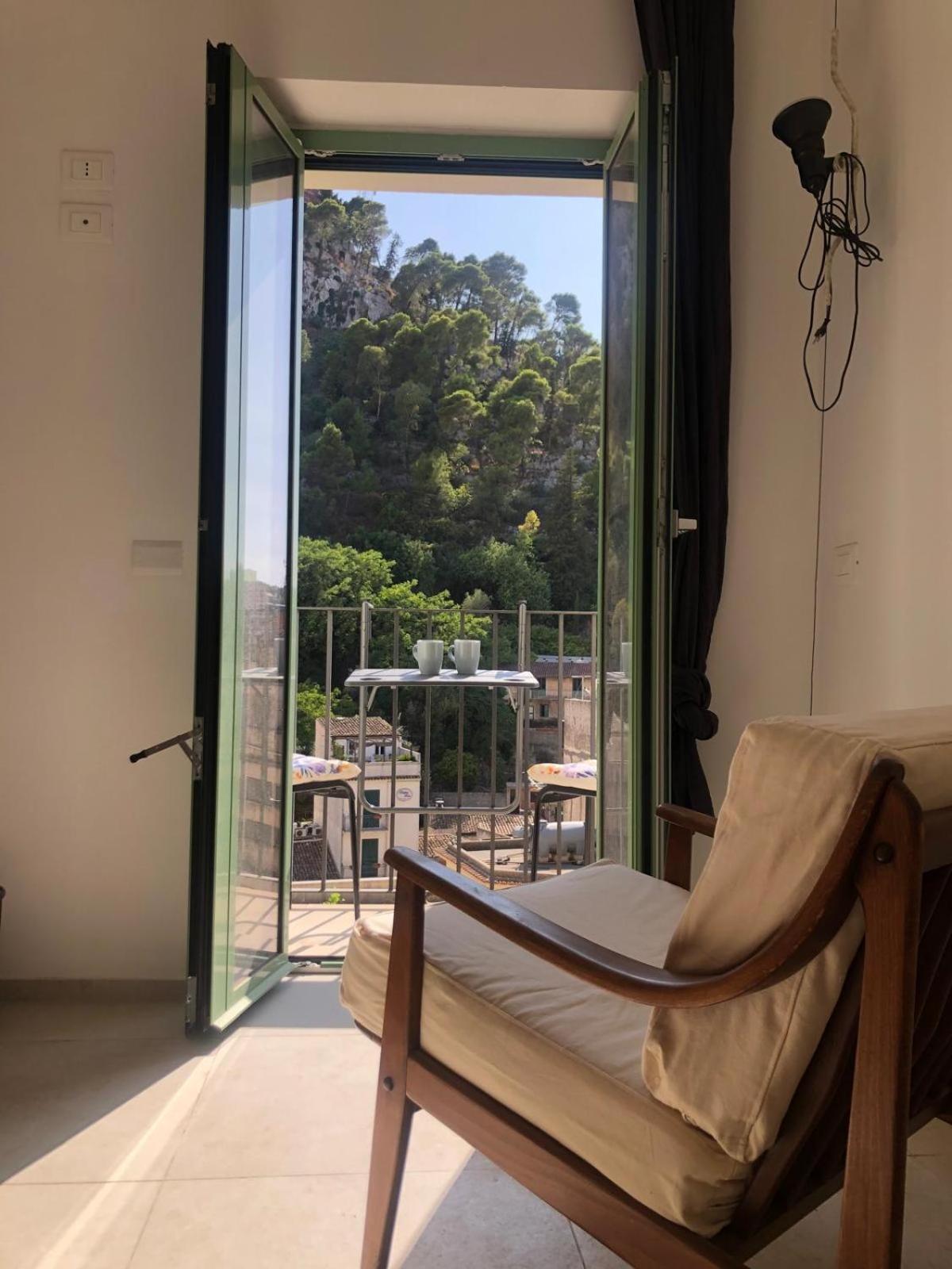 Acciana Rooms Модика Екстериор снимка