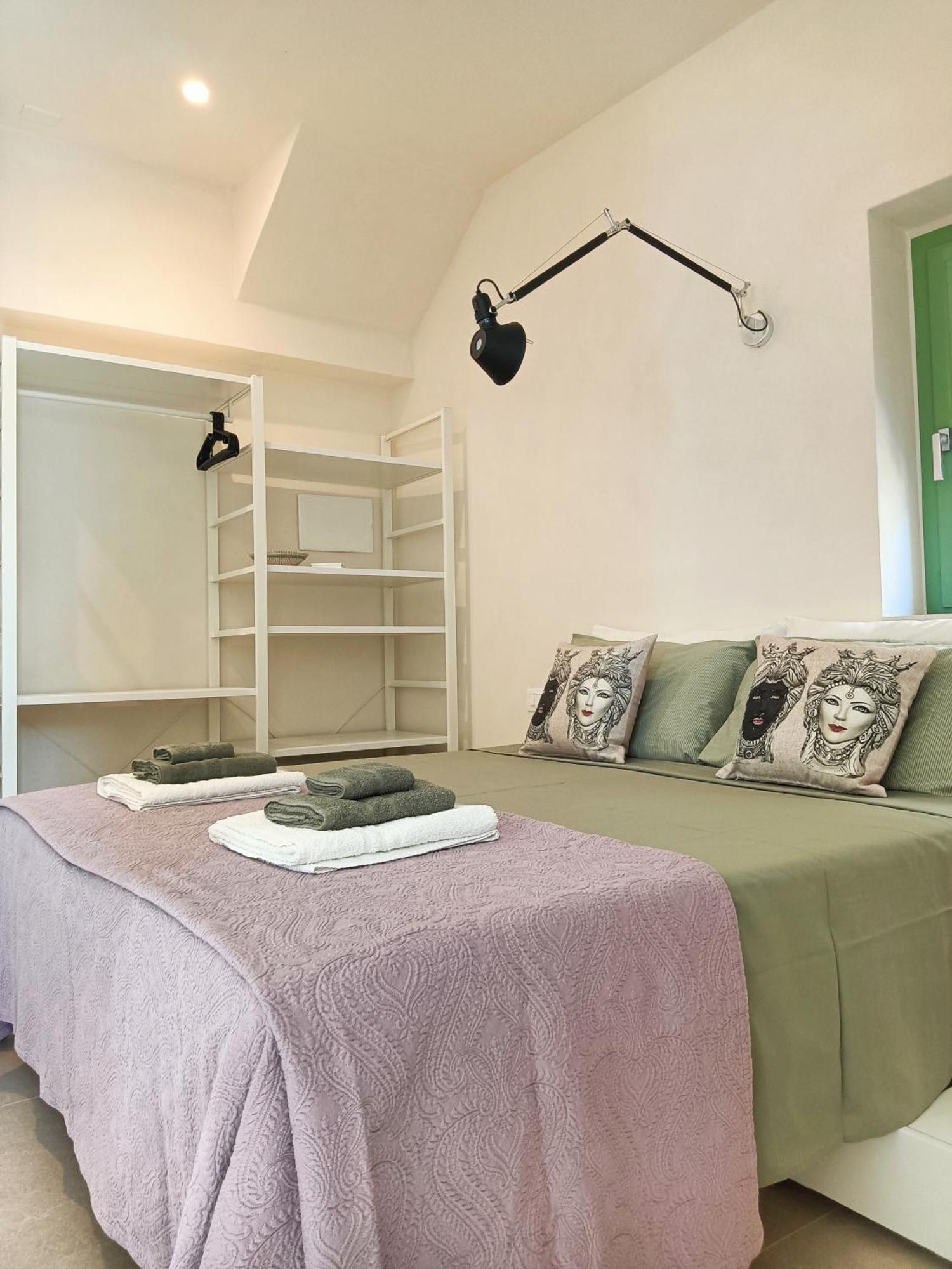 Acciana Rooms Модика Екстериор снимка