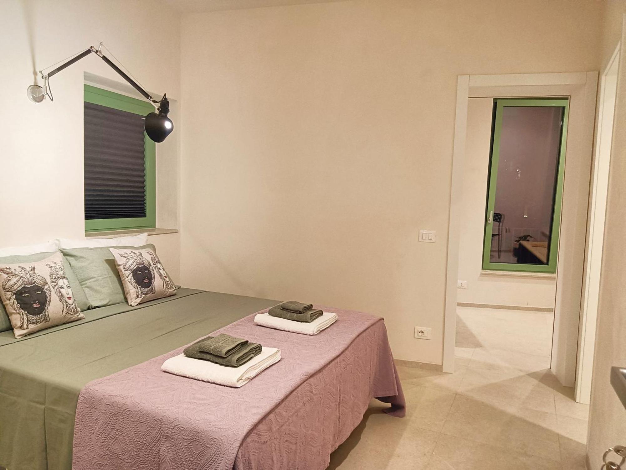 Acciana Rooms Модика Екстериор снимка